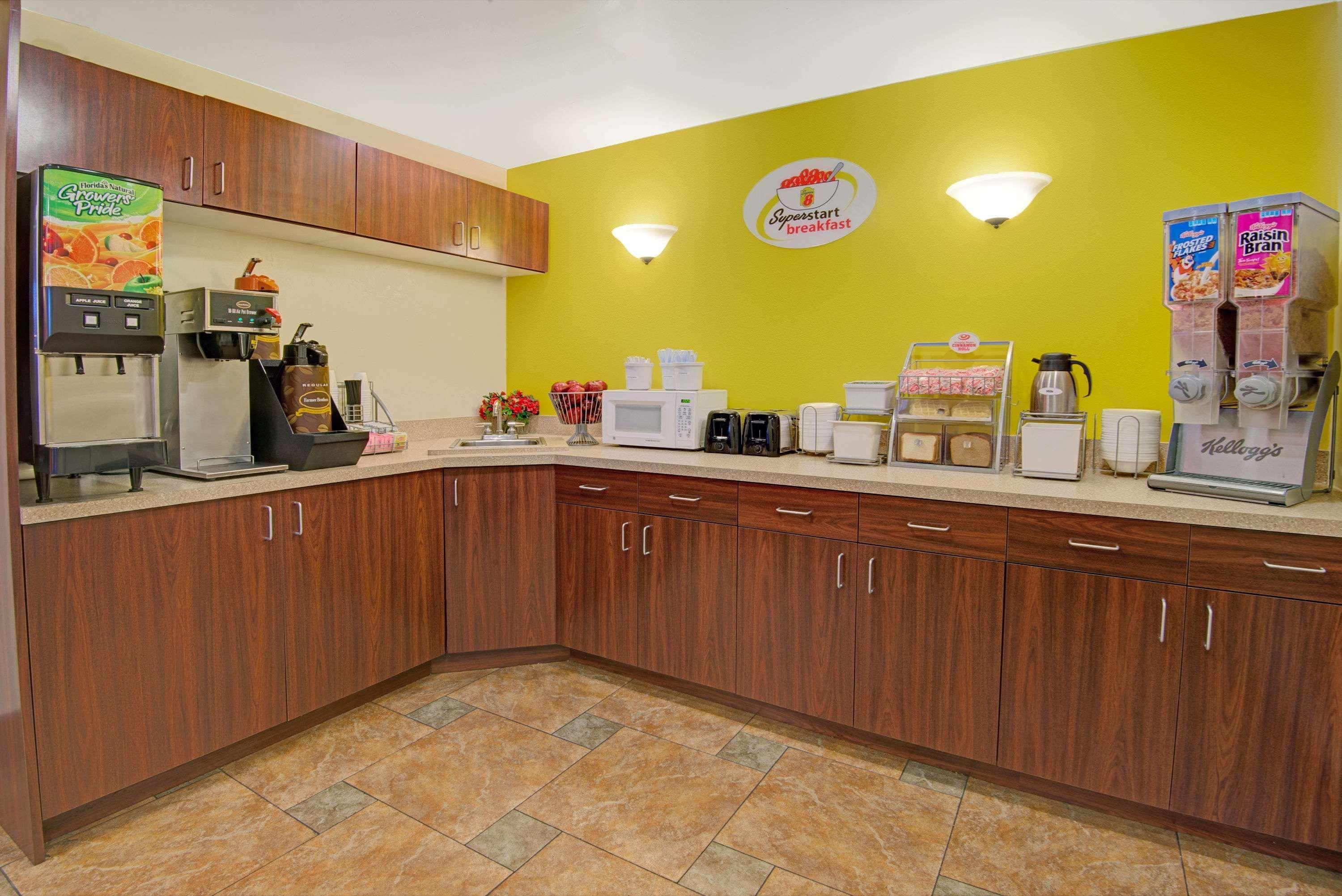 Super 8 By Wyndham Las Cruces University Area Esterno foto