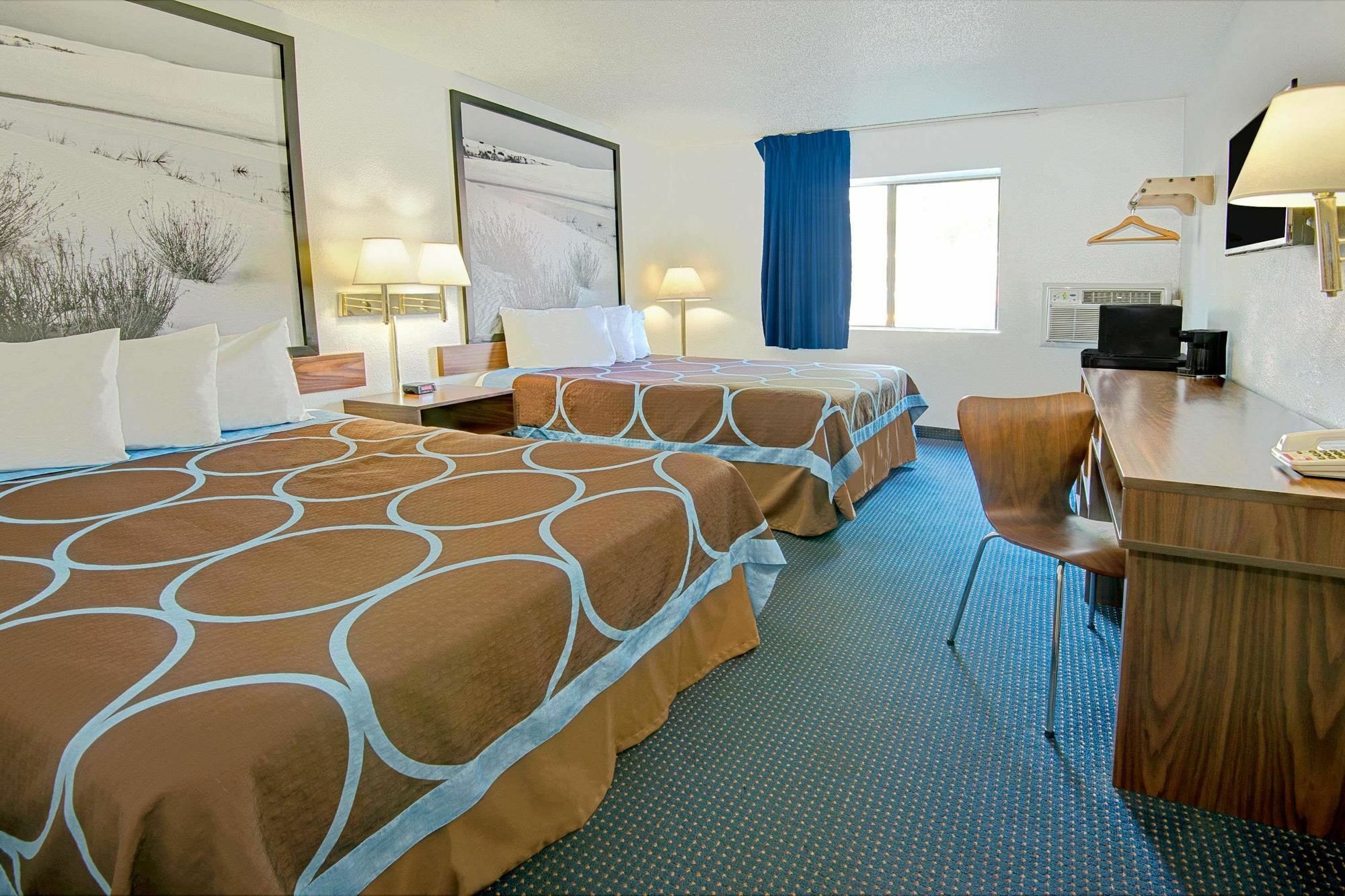 Super 8 By Wyndham Las Cruces University Area Esterno foto